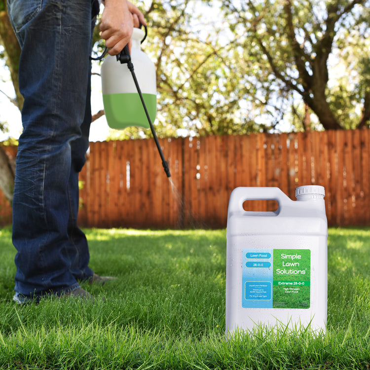 High Nitrogen lawn nutrients applied with pump-sprayer